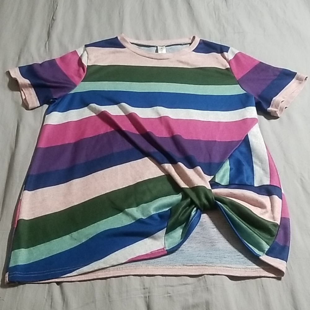 NWOT Womens XL faux tuck top